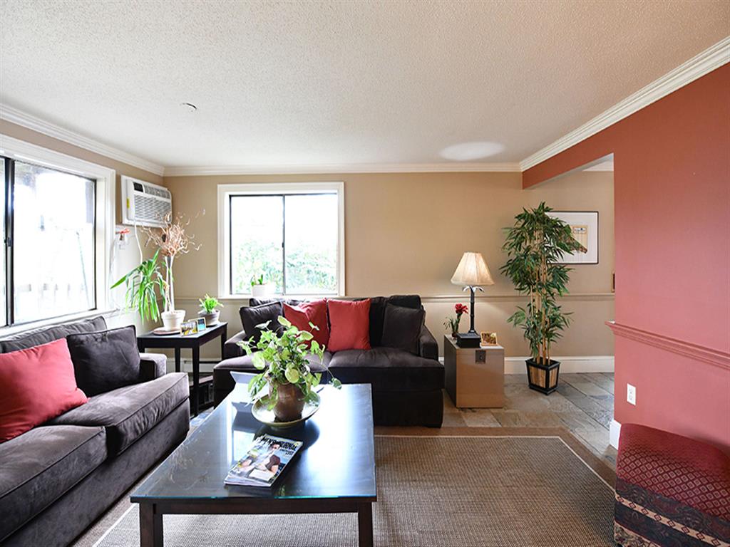 Photos and Video of Peppertree Apartments in Groton, CT