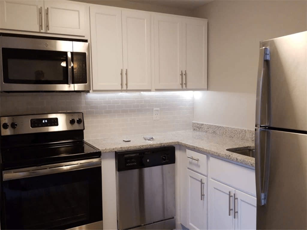 Photos and Video of Peppertree Apartments in Groton, CT