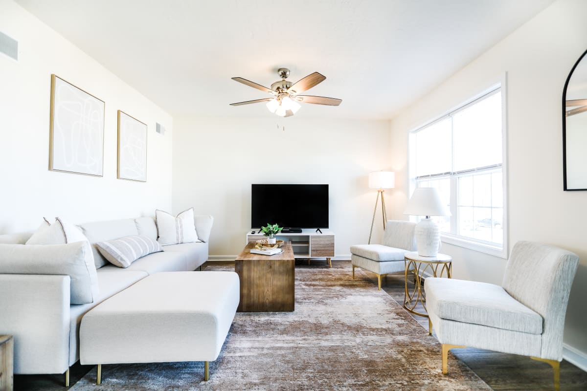 Townhouses for Rent in Red Lion Hudson Ridge Photos