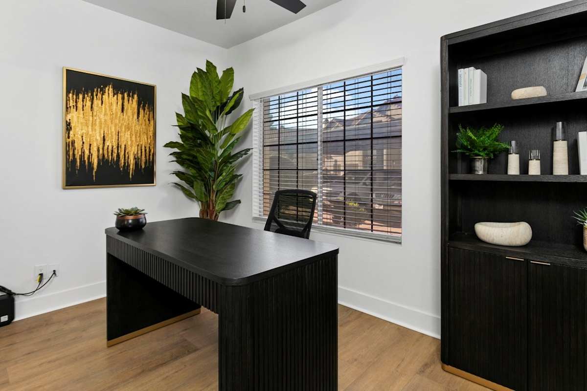 Hideaway North Scottsdale apartment interiors photo - Scottsdale, AZ
