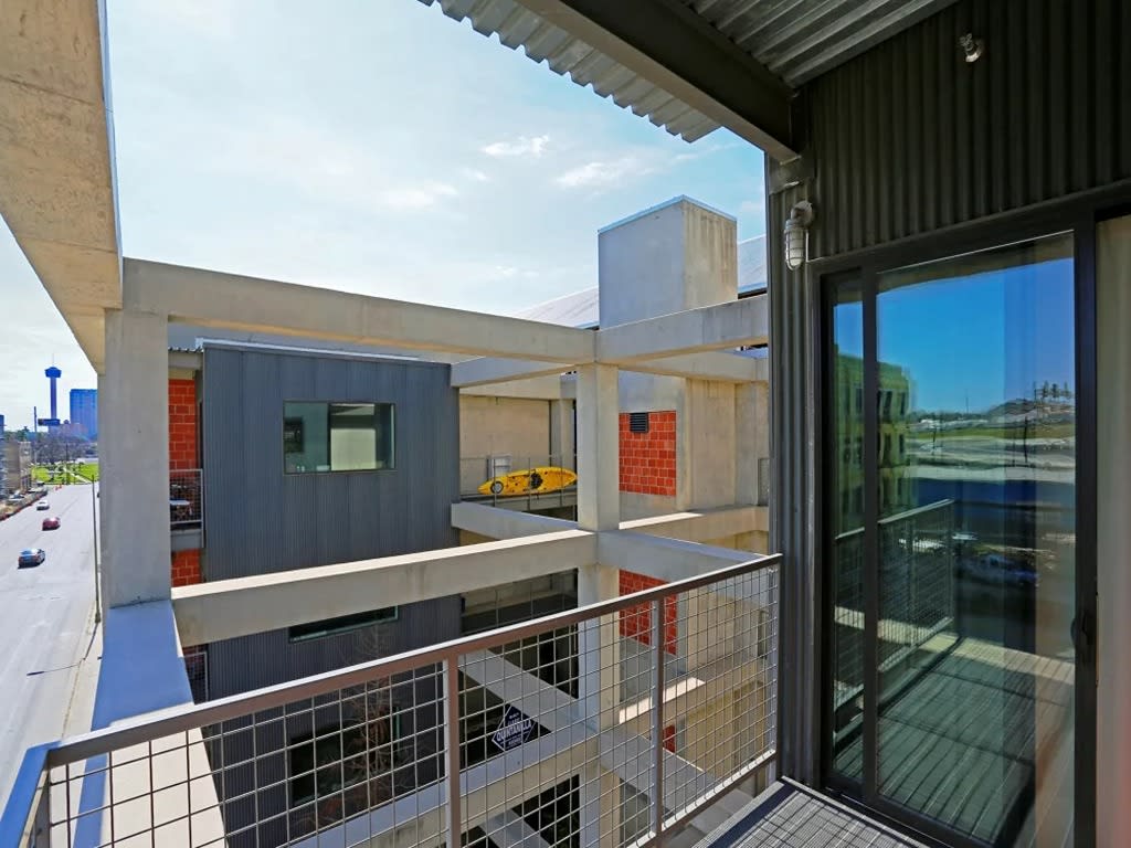 Picture of University of Notre Dame (ND) Student Housing and Apartments ... - Facebook