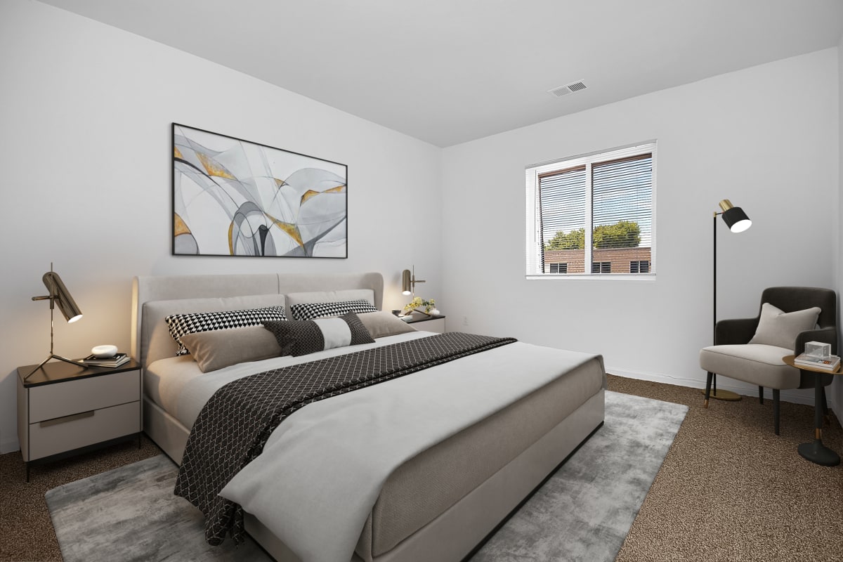 Photos and Video of The Stratford in Indianapolis, IN