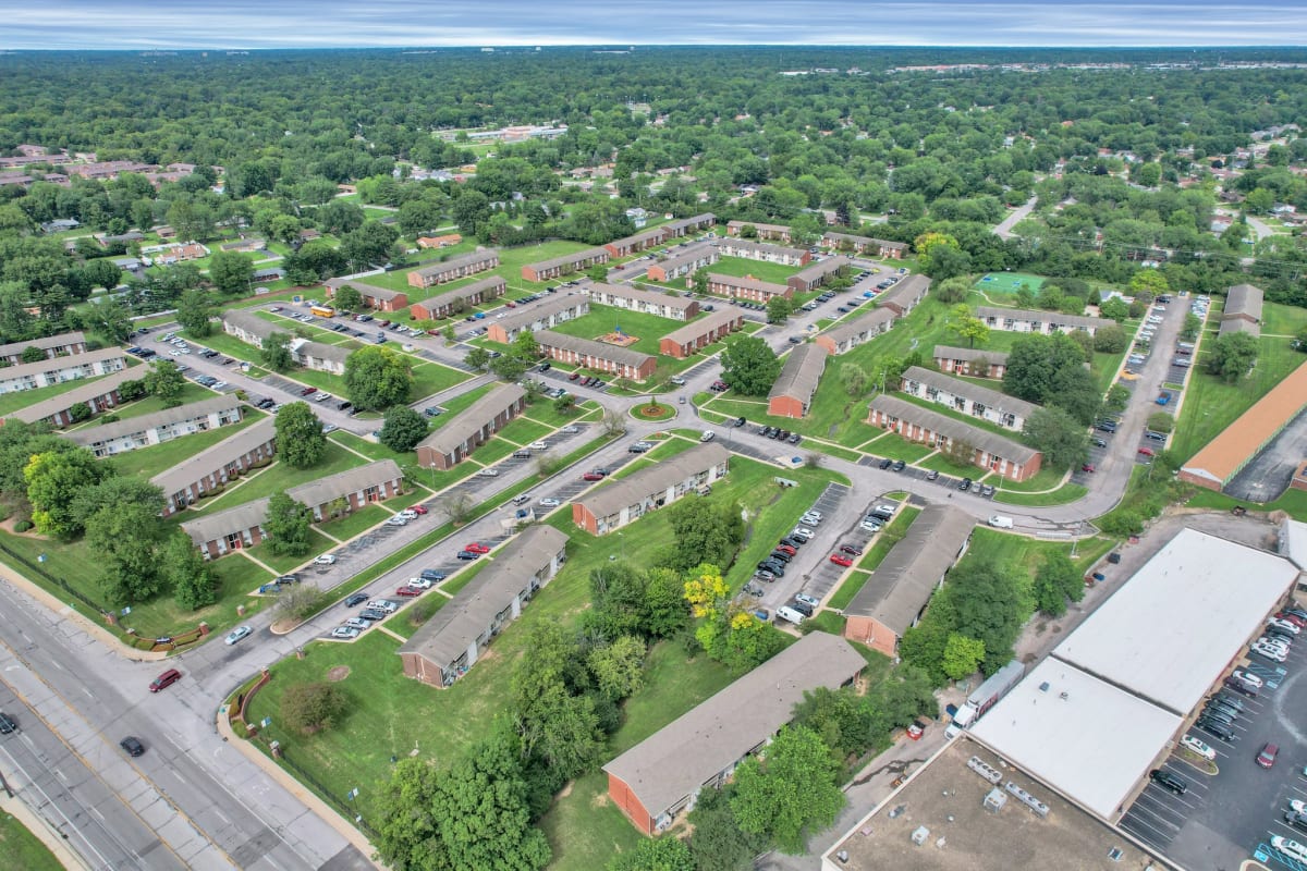 Photos and Video of Greentree Apartments in Indianapolis, IN