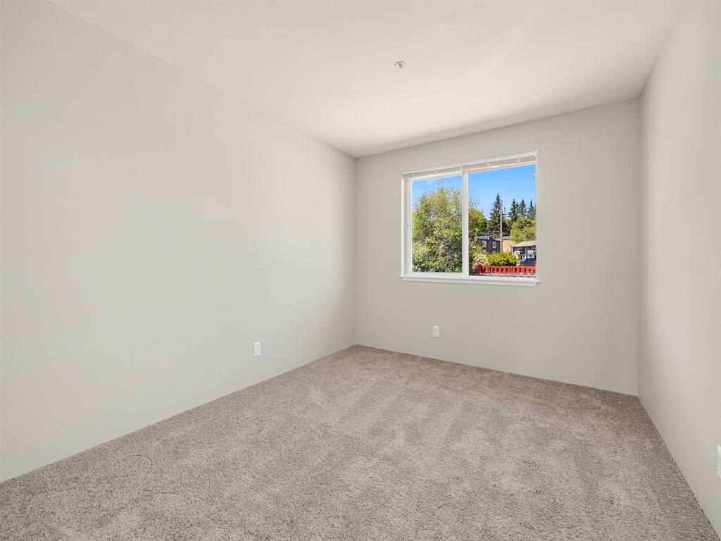 Photos and Video of Indigo Apartment Homes in Bremerton, WA