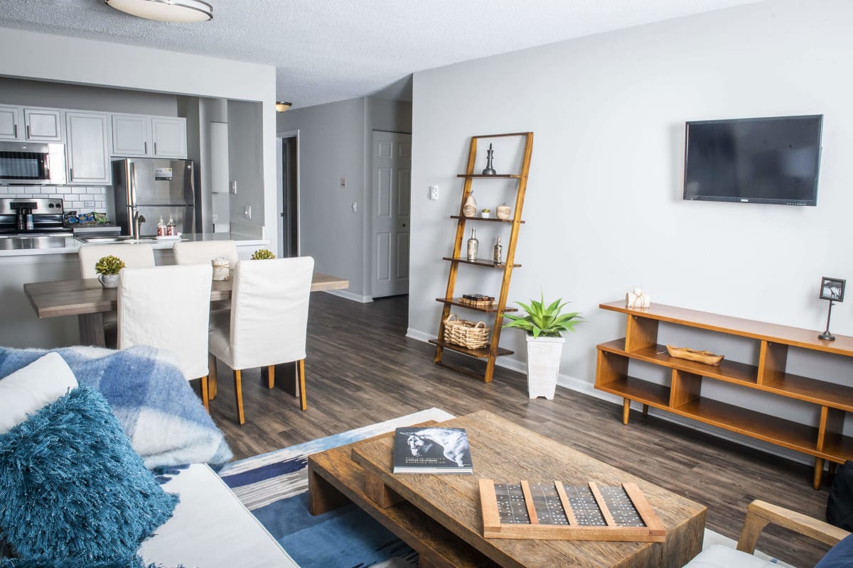 Naperville Illinois Apartments Fifteen 98 Naperville