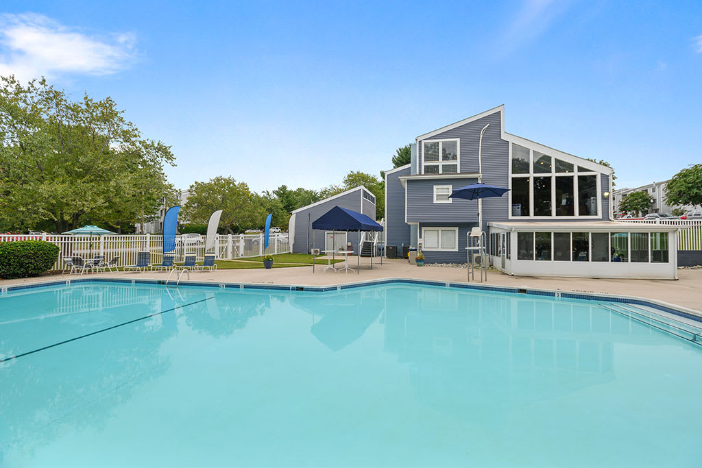 Apartments for Rent in Odenton, Maryland ReNew Odenton Photos