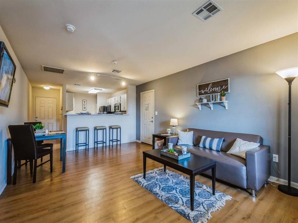 Student Apartments in Muncie, Indiana For Rent University Village