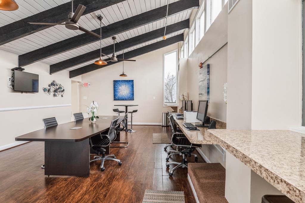 Apartments for Rent in Odenton, Maryland ReNew Odenton Photos