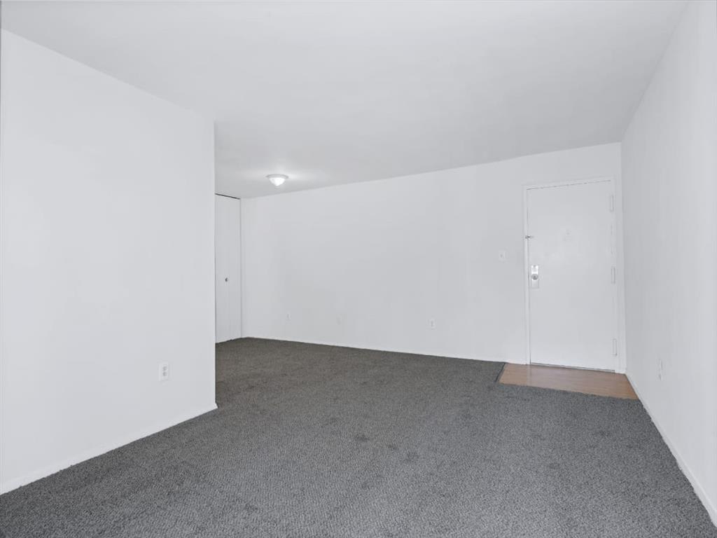 Photos and Video of Briarwood Apartments in Dumfries, VA