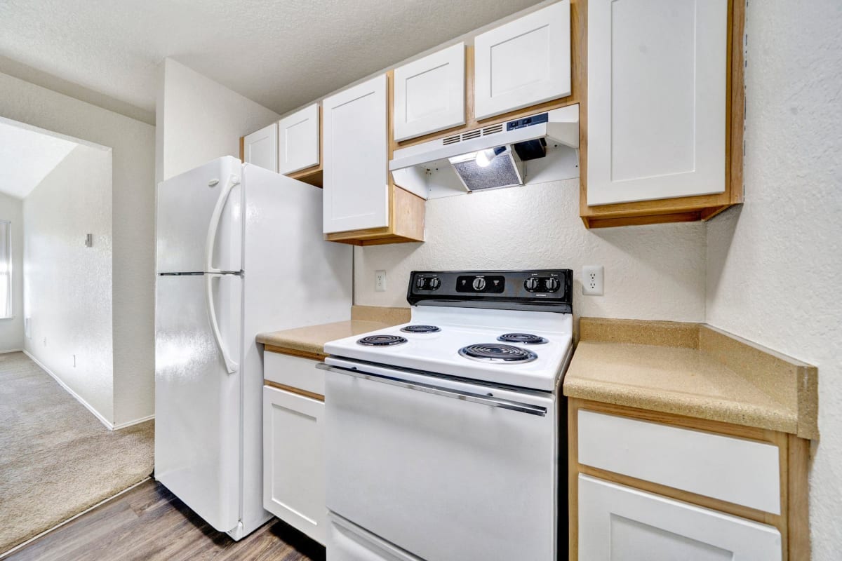 Photo Gallery of Hampton Ridge Apartments in Tigard Oregon