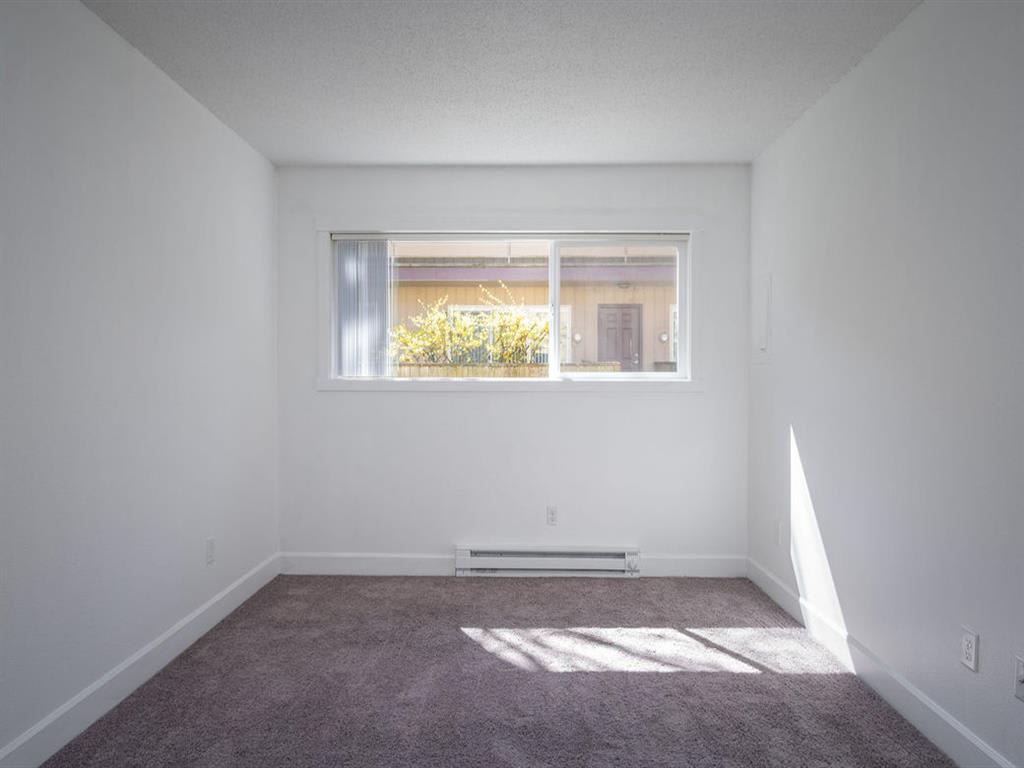 Photos and Video of Beverly Grove Apartments in Portland, OR