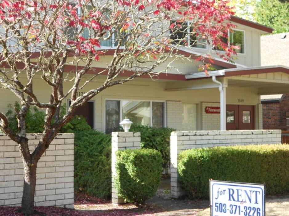 View Photos and Video of Fairmount Apartments in Salem Oregon