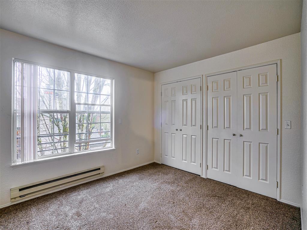 Photos and Video of Hampton Ridge Apartments in Tigard, OR