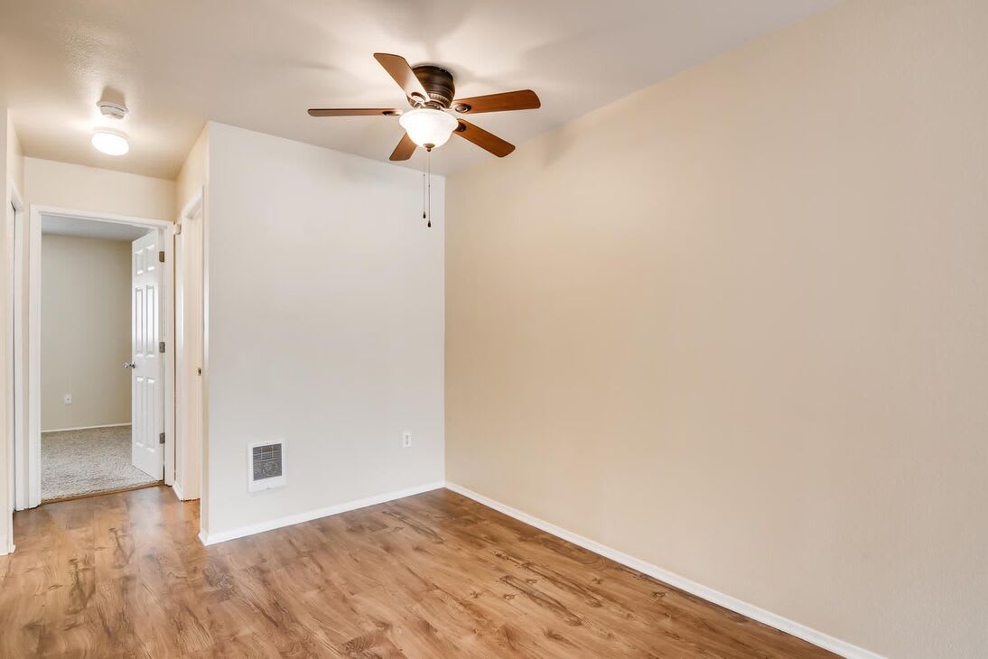 Photos and Video of Stratford Apartments in Beaverton, OR