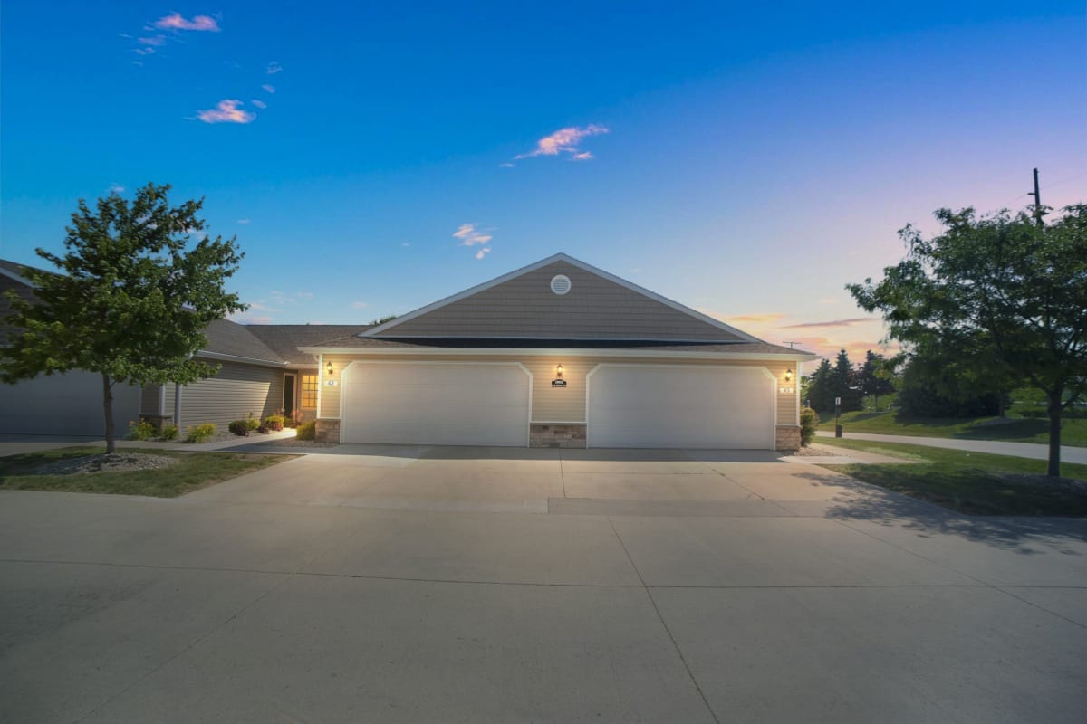 Findlay Ohio Apartment Rentals Photo and Video Gallery Redwood Living