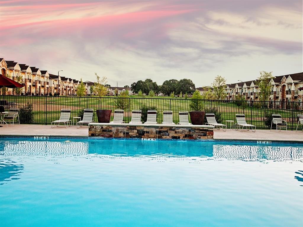 Photos and Video of Central Park at WinStar Village in Thackerville, OK