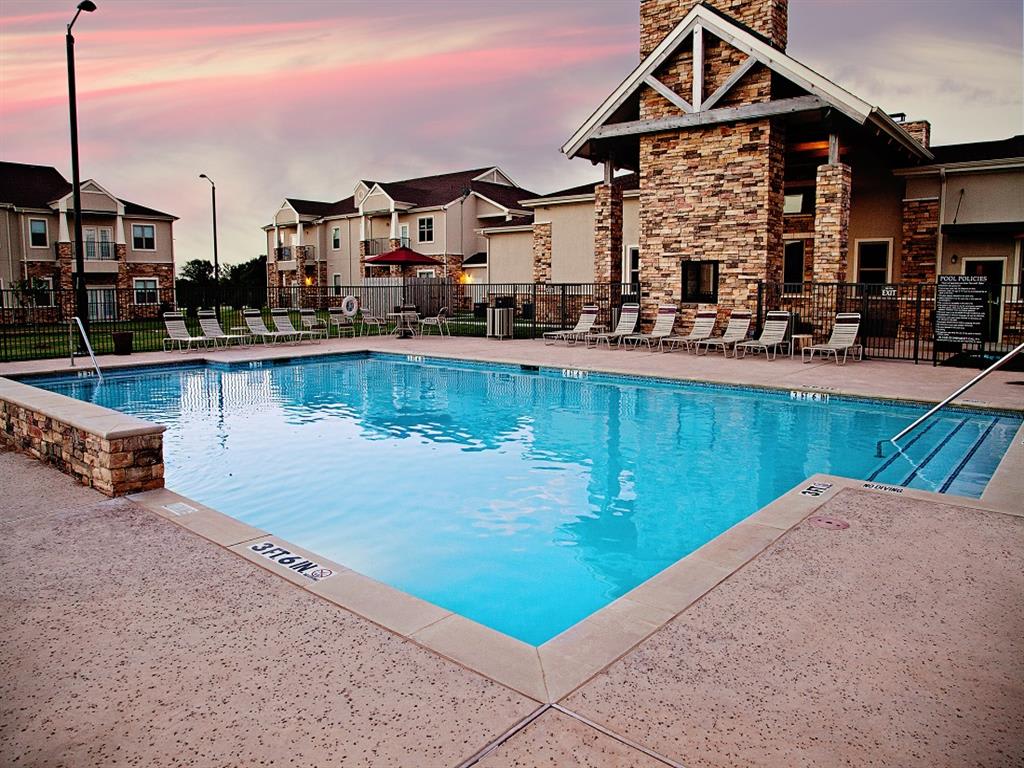 Photos and Video of Central Park at WinStar Village in Thackerville, OK