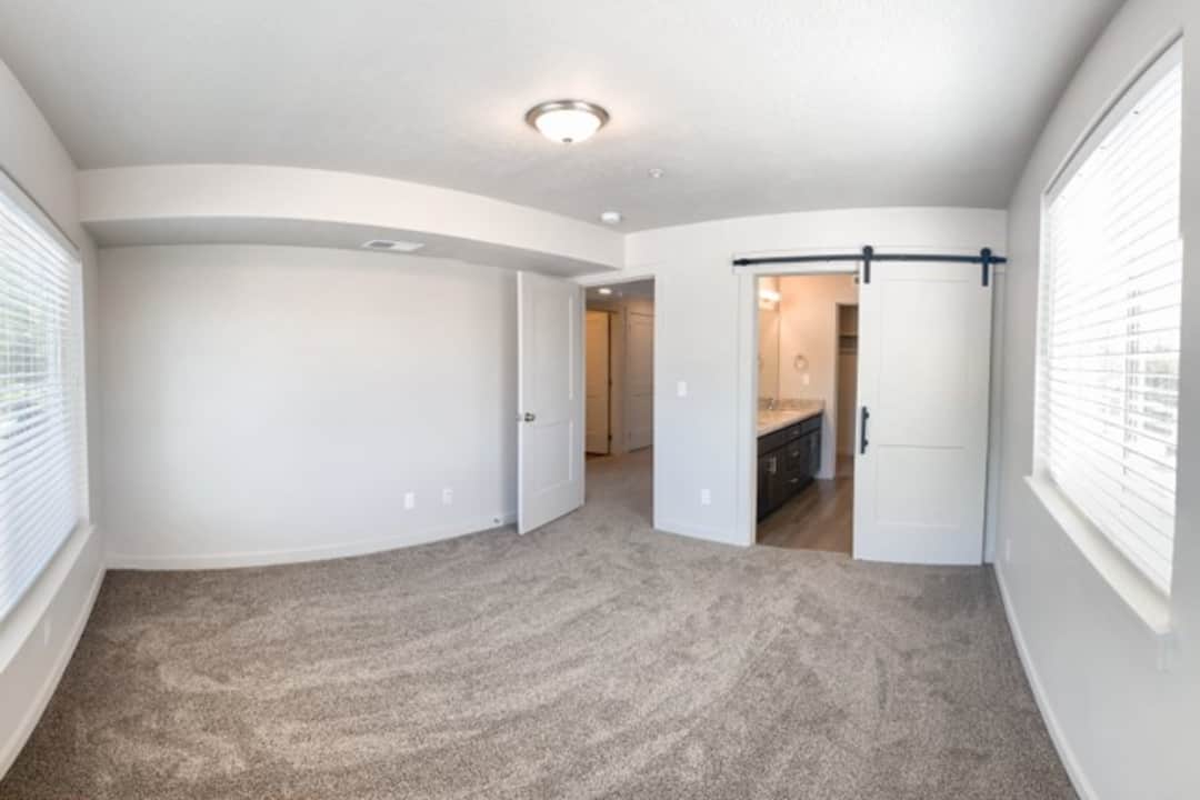 Photos and Video of Millcreek Cove Apartments in Millcreek, UT