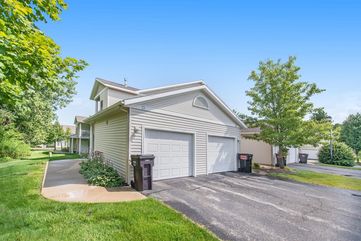 Photos and Video of Eaglebrook LLC in Grandville, MI