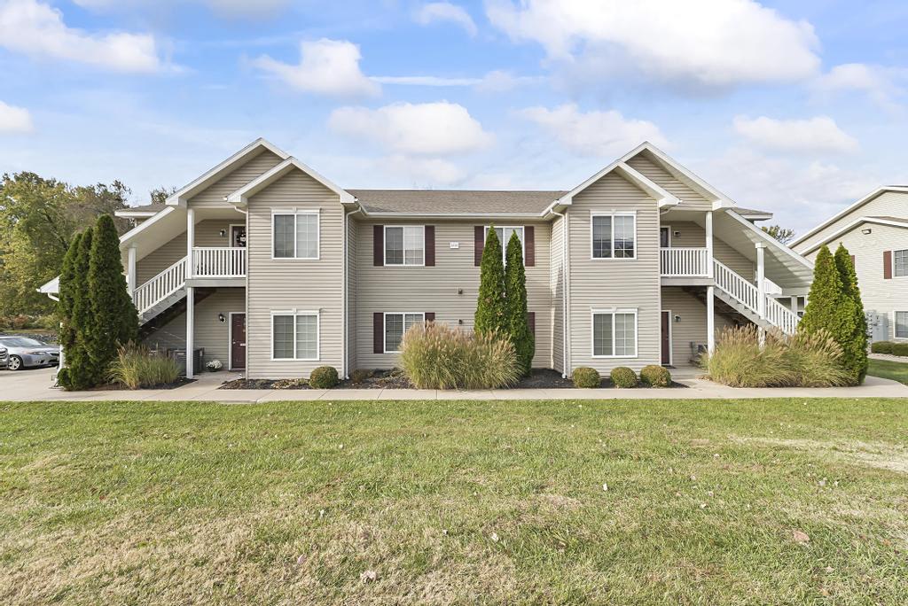 Apartments for Rent Carbondale, IL Storyboard on Black Diamond