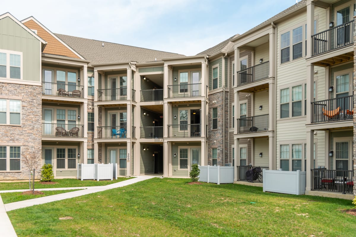 Williamsburg Apartments for Rent The Whitworth