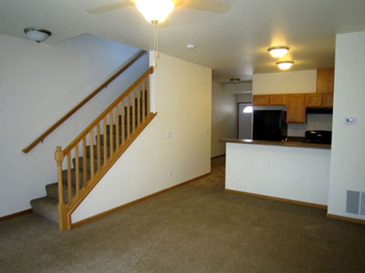 Property Details for Council Square Townhomes from High Property Management