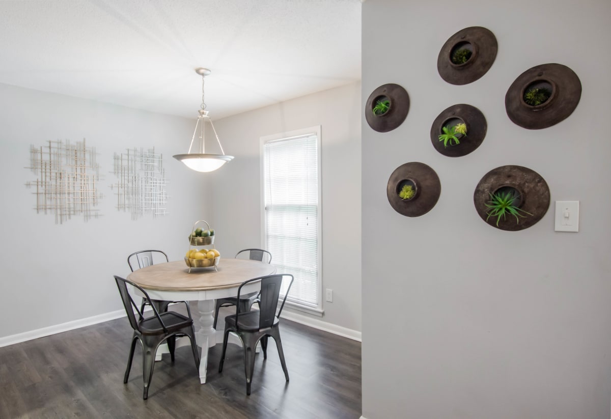 Stunning Apartments Photo Gallery in Summerville, SC Gates at Summerville