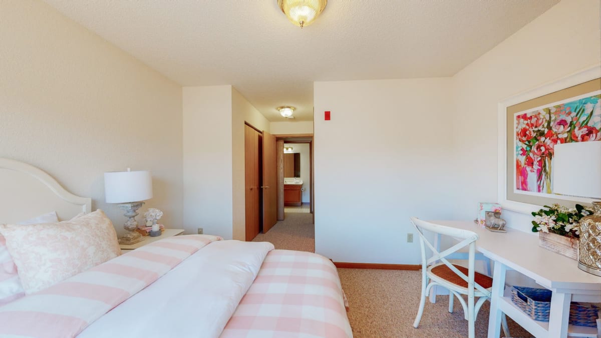 Photos and Video of Osceola Place, a 55+ Community in Saint Paul, MN