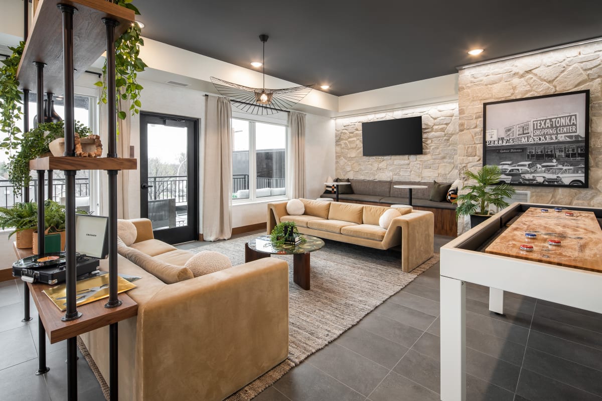 Apartments for Rent in St. Louis Park Volo at Texa Tonka