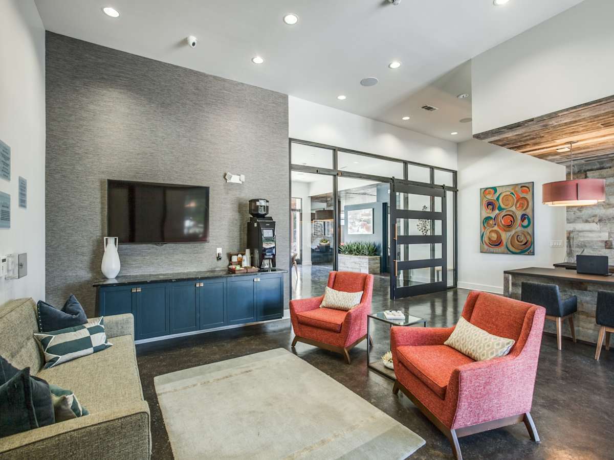 Infinity On Yorktown apartment photo