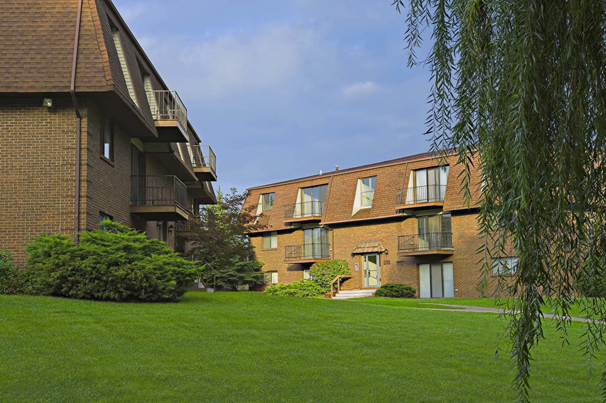 Photos and Video of Walnut Hills in Kentwood, MI