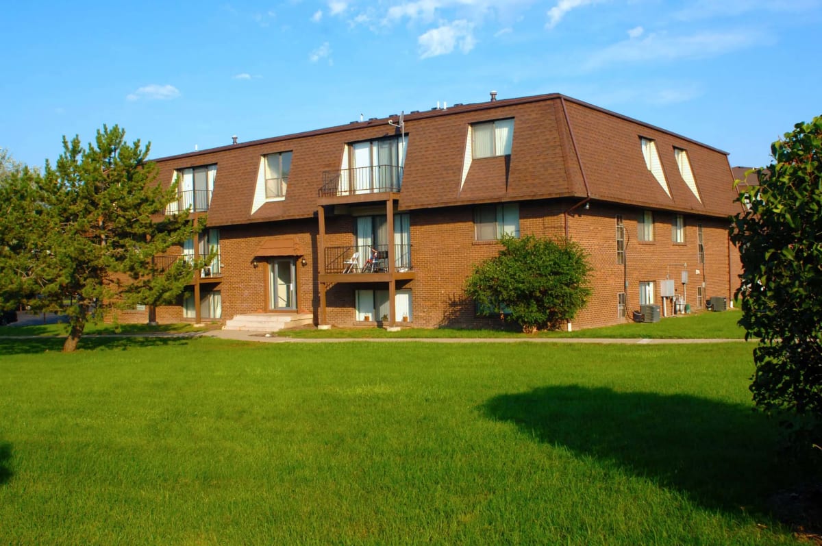 Photos and Video of Walnut Hills in Kentwood, MI