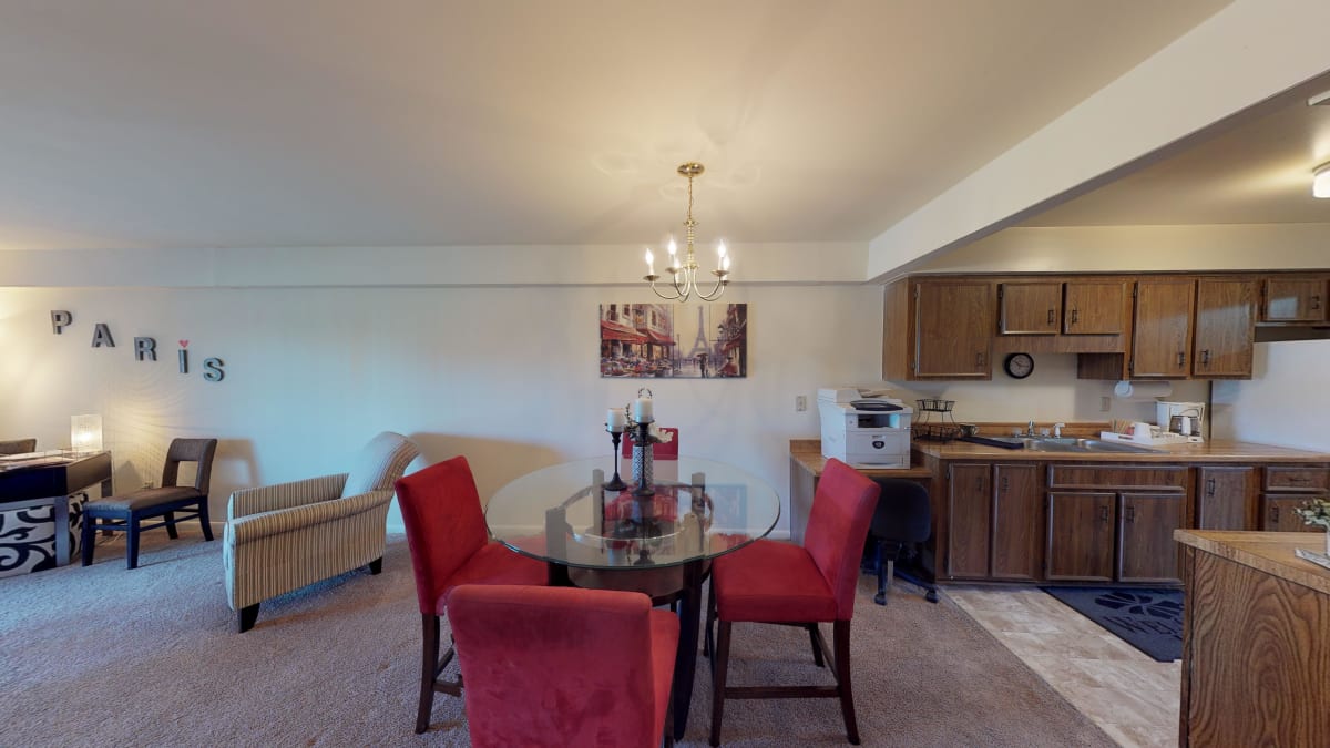 Photo Gallery Crystal Lake Apartments in Norfolk, VA