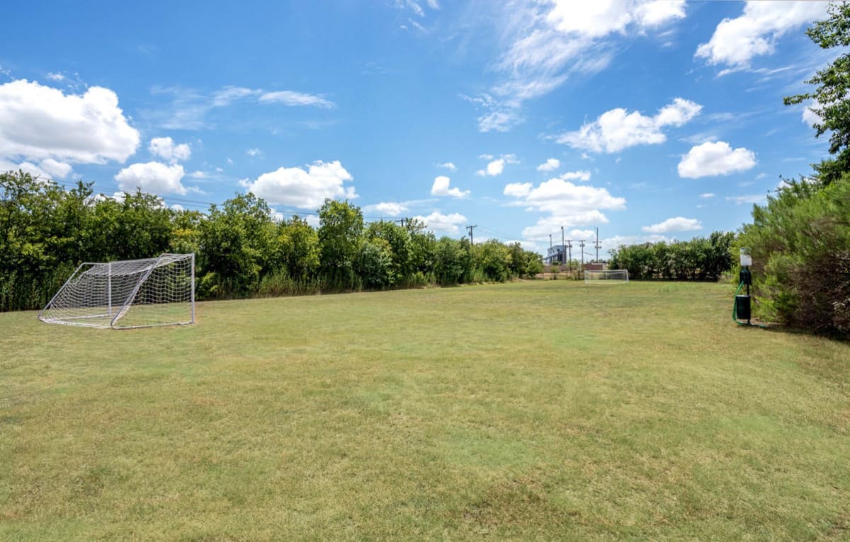 Stoneridge Apartments soccer field and outdoor area - Pflugerville, TX