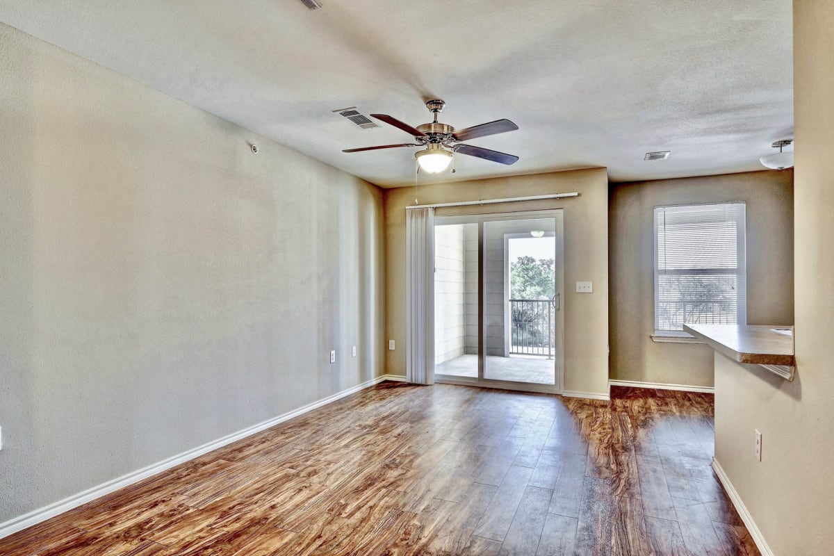 Affordable Apartments in North Austin, TX | Windy Ridge