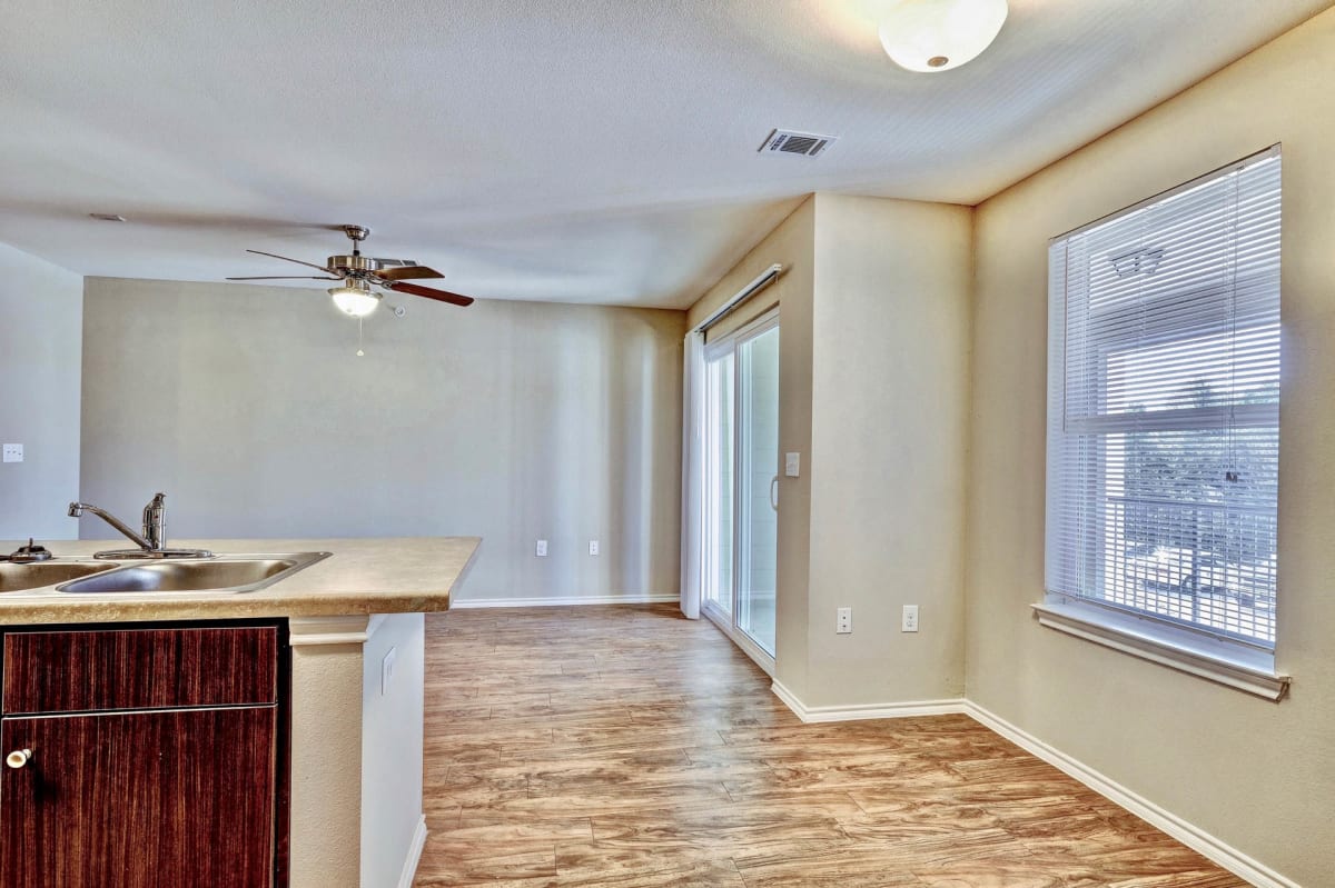 Affordable Apartments in North Austin, TX | Windy Ridge