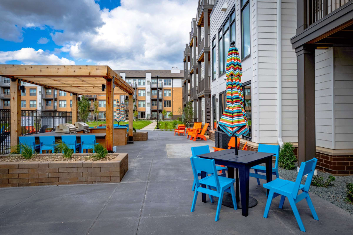 Affordable Apartments for Rent in Woodbury, MN | Orville Commons