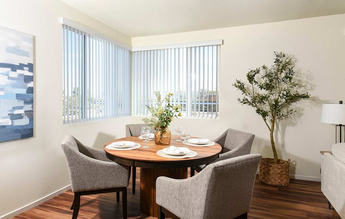 Suncrest Vista at Canyon Trails 55+ Apartments dining area - Goodyear, AZ