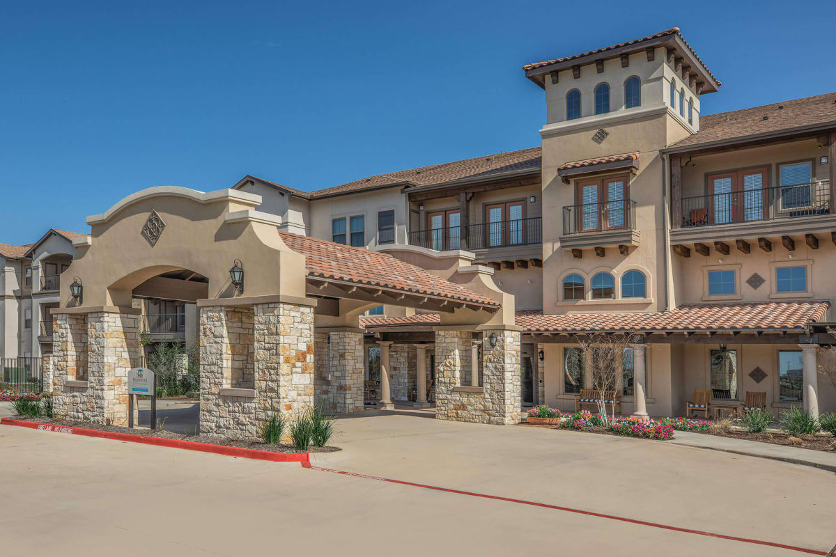 55+ Apartments for Rent in Arlington, TX Mariposa at Harris Road