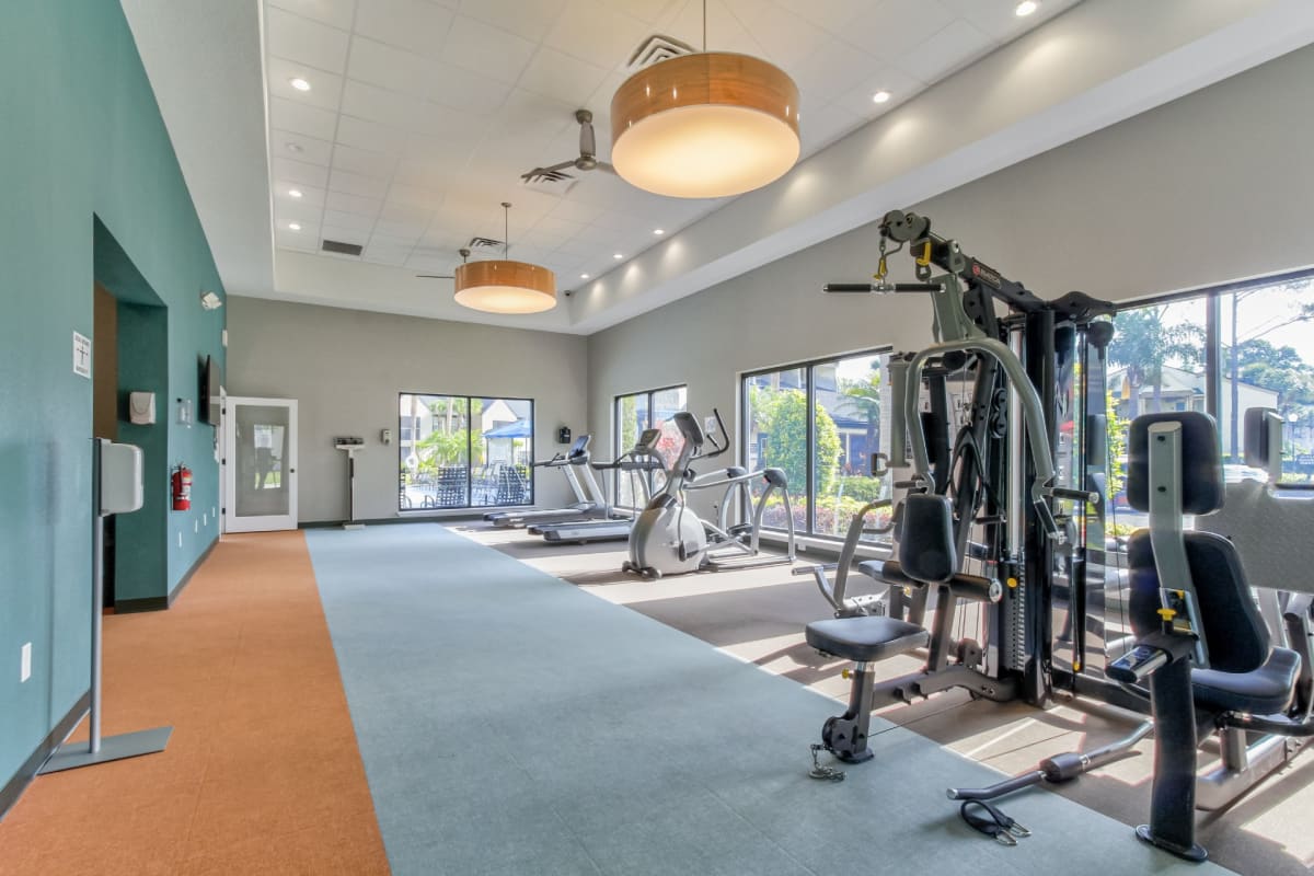 Modern Penthouse Apartment Gym Design photo