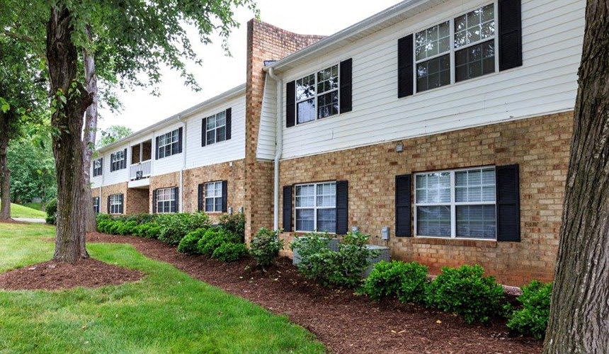 Photos of Sumter Square Apartments and Townhouses in Raleigh, NC