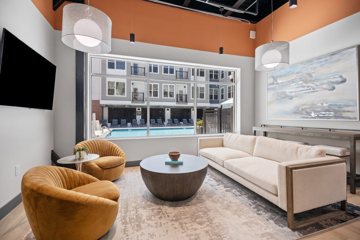 Luxury East Raleigh Apartments | The Falstaff