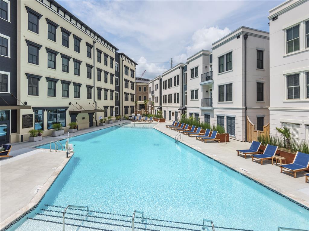 Apartment Complex in Downtown Charleston | The Merchant