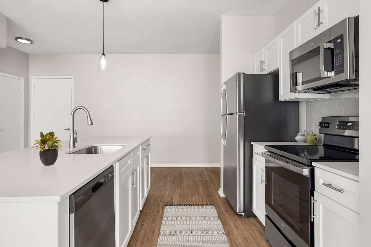 Olympus Boulevard apartment photo