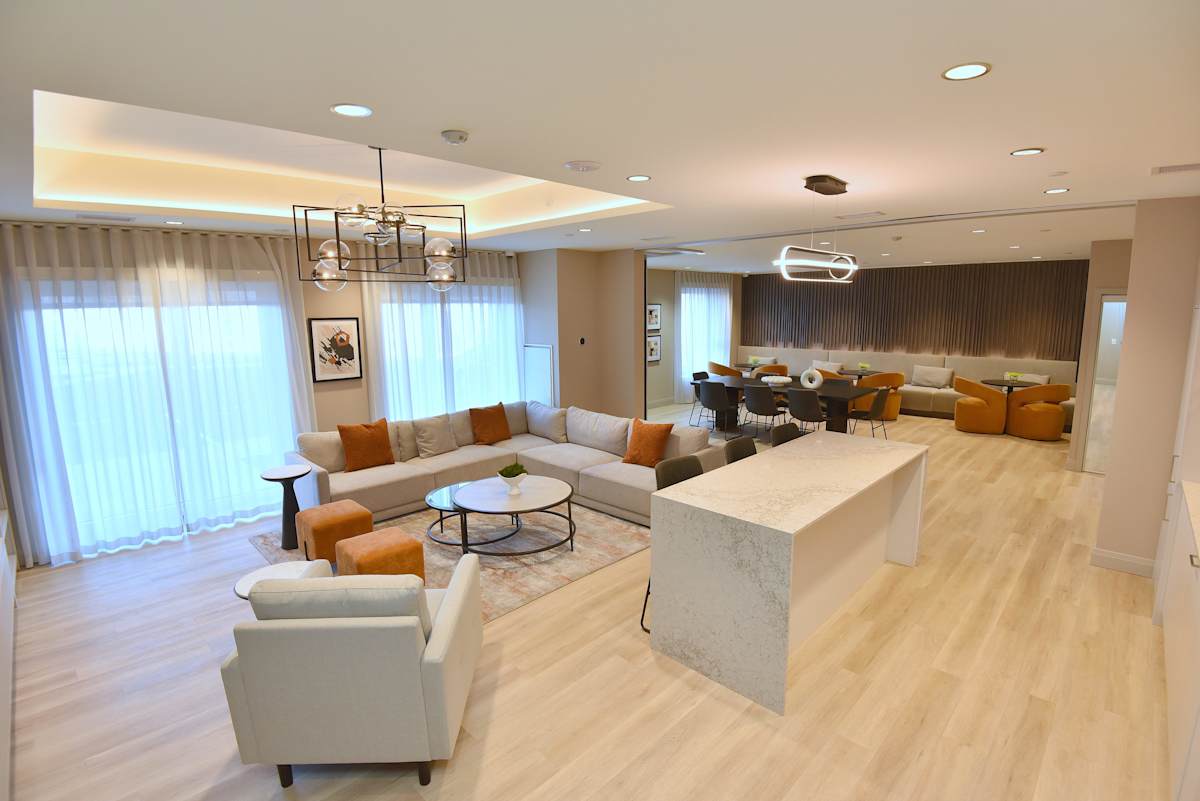 Property details for Roxy Apartments from The Effort Trust Company