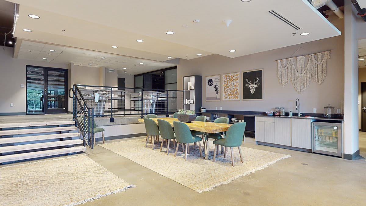 Photos and Video of Evo on Emerson in Denver, CO