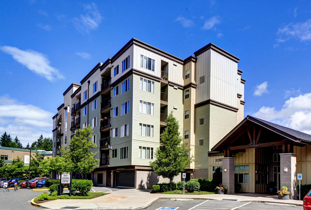 Echo Lake Apartments exterior building - Shoreline, WA