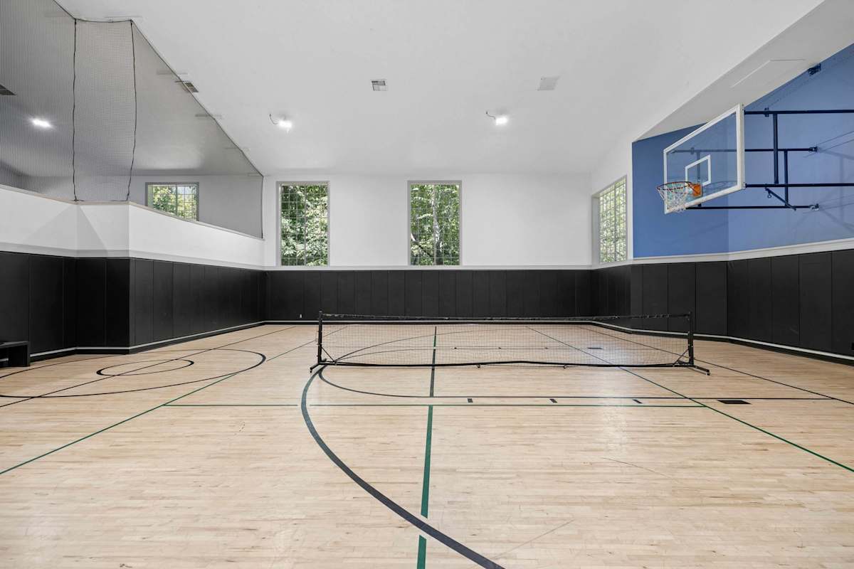 On the Green at Harbour Pointe basketball court - Mukilteo, WA