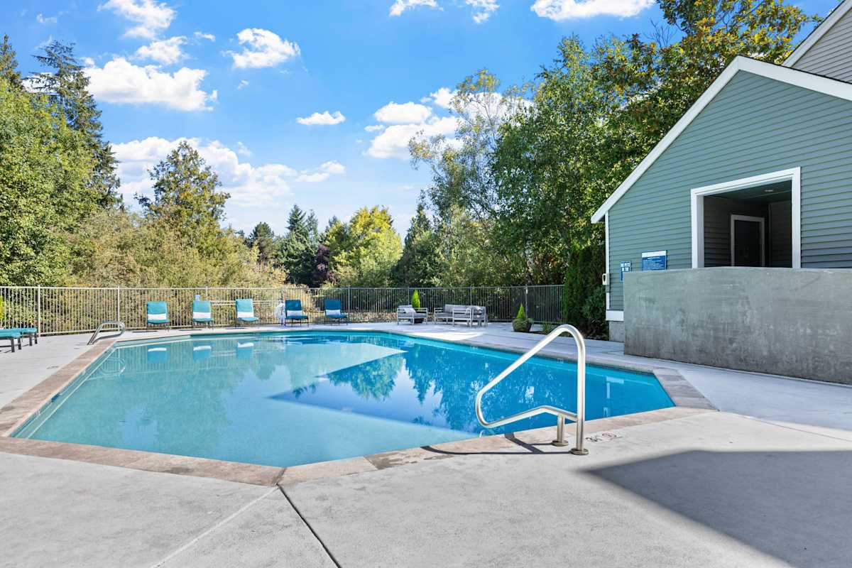 On the Green at Harbour Pointe outdoor pool - Mukilteo, WA