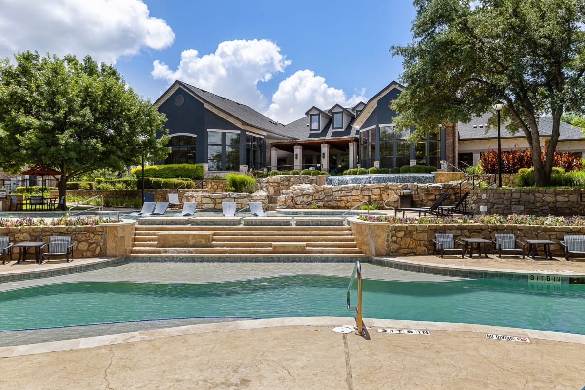 The Vista on Brodie swimming pool and sundeck - Austin, TX